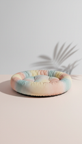 Cama para mascota en felpa pastel